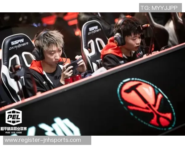 成都篮球队以79分领跑联赛积分榜展现强劲实力和团队合作精神