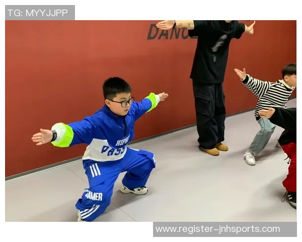 探索刘娜的街舞人生与运动深度对话的精彩瞬间与启示